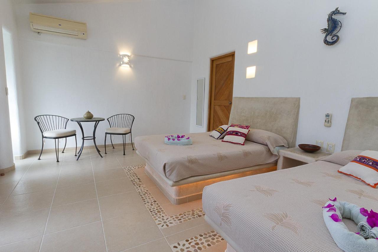 Villas Naomi Zihuatanejo Exterior foto