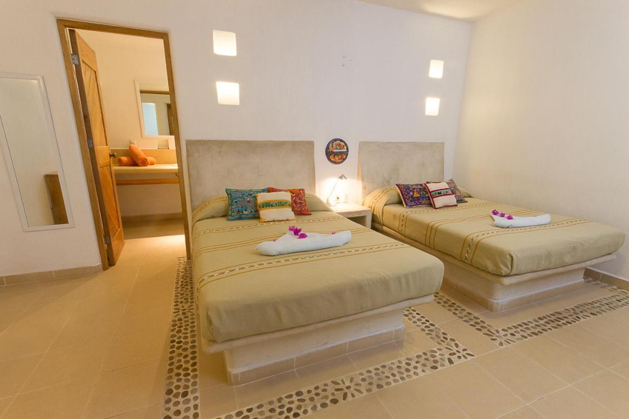 Villas Naomi Zihuatanejo Exterior foto